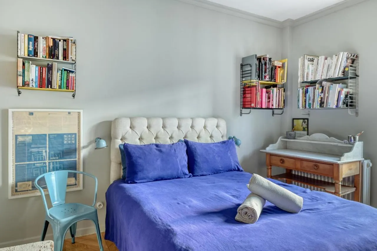 Perfect Parisian Apartment Lemarais For You!